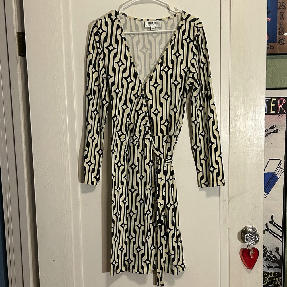Skirtin Around Boutique in New Haven CT Preppy links faux wrap dress with belt